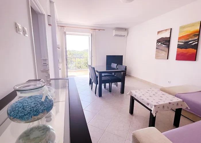 Apartments Villa Marijeta With Free Parking